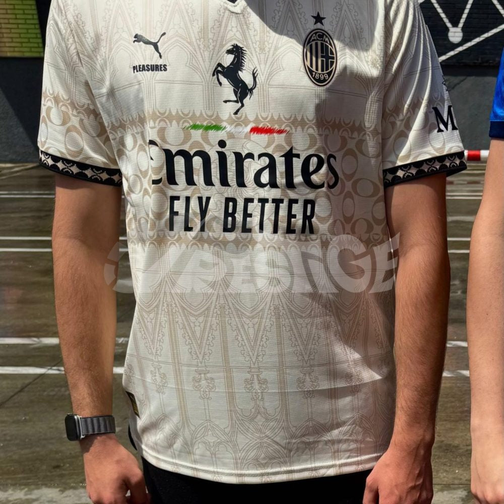 Camiseta Milán x F40